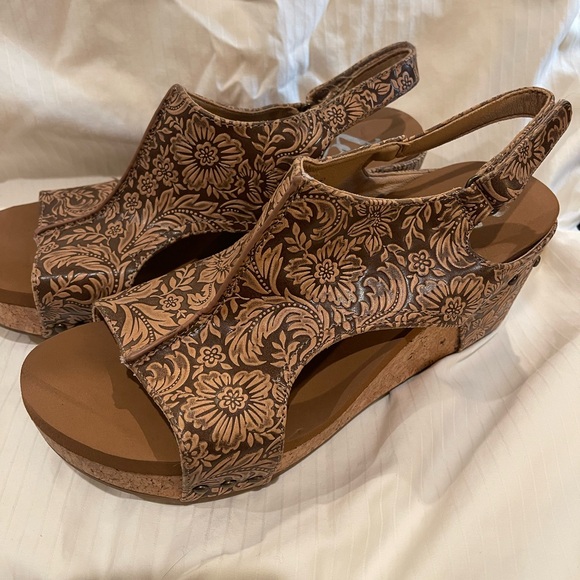 Sam n’ Addie Floral Tan Western Wedge Sandals - all reasonable offers considered - Picture 1 of 5